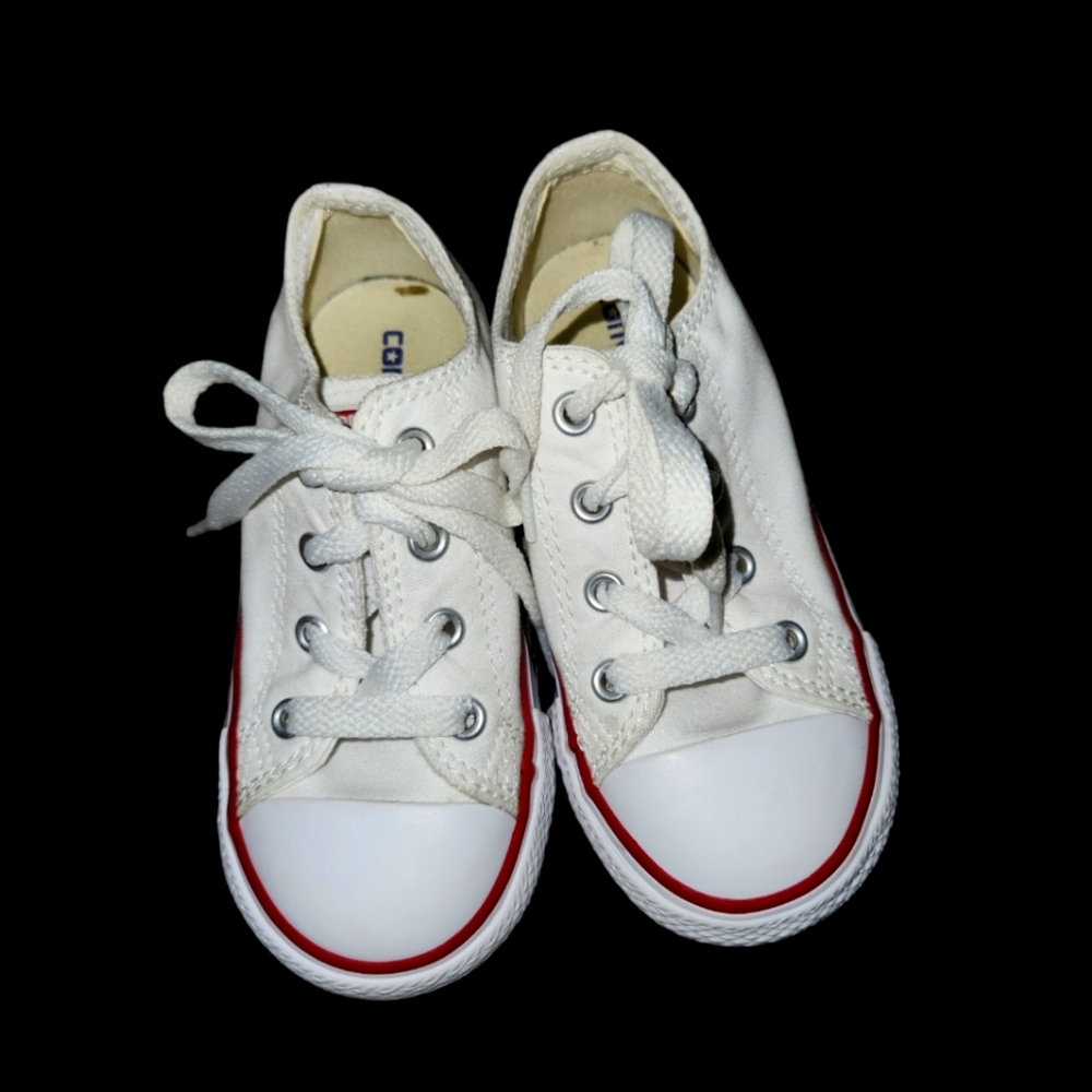 Sz 8 Toddler Converse All Star Lace Up Sneakers White